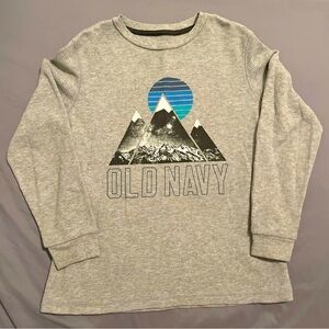 Boys size M(8) Old Navy thermal gray long sleeve shirt